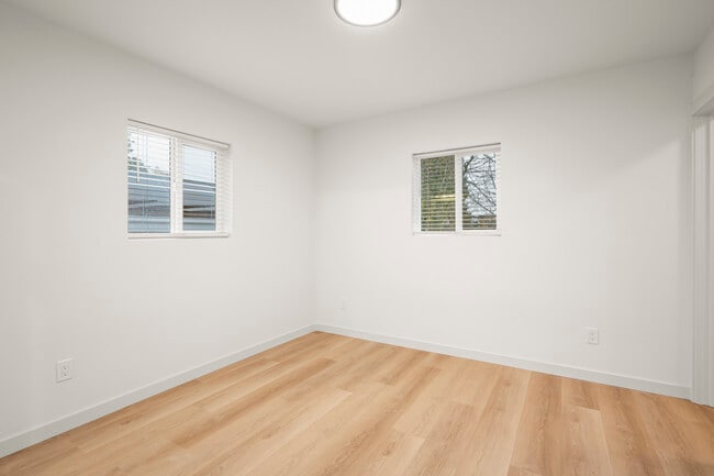 Building Photo - 110 NW 83rd St