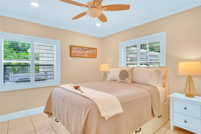 Building Photo - 1329 SW 12th Ct