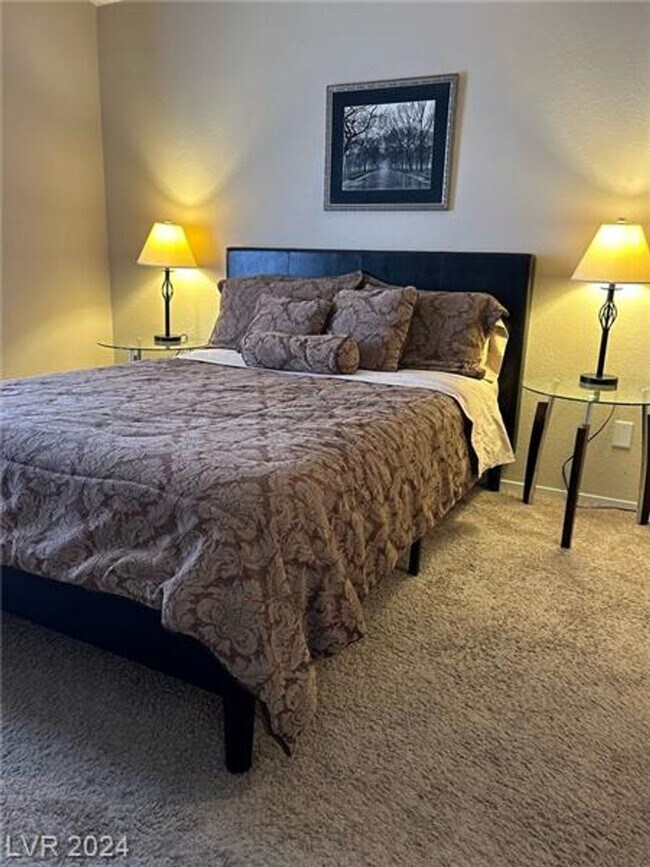 Building Photo - Furnished-Optional Single-Story Townhome in 89145