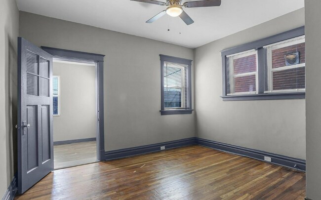 Building Photo - 4040 Shreve Ave