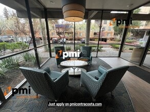 Building Photo - 470 N Civic Dr