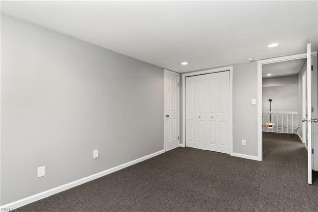 Building Photo - 1544 Crescent Pointe Ln