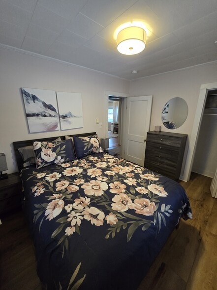 Bedroom 1 - 332 Broadway