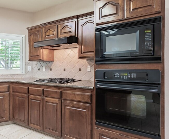 Building Photo - 4 Bedroom in Buchanan School District