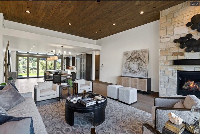 Building Photo - 364 Red Ledges Village Way
