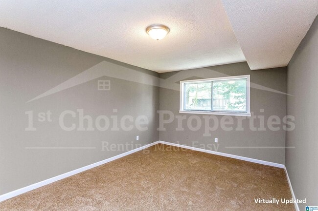 Building Photo - 4021 Debby Dr