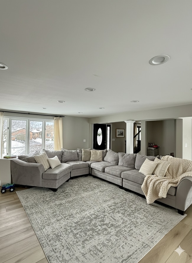 Building Photo - 41 Haskins Ln N