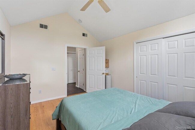 Building Photo - 3002 Willow Pond Dr