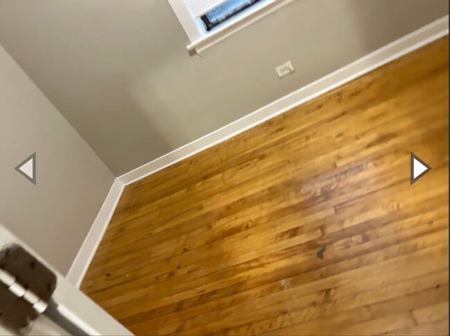 Building Photo - 1500 48th Ct