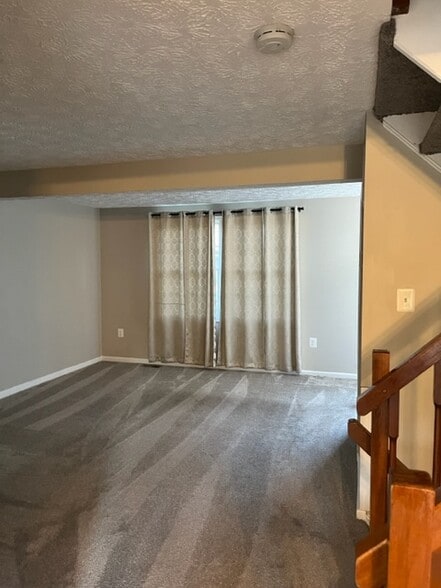 Building Photo - 3617 Laurel View Ct
