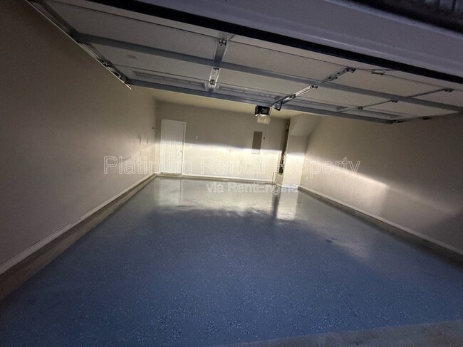 Building Photo - 5555 Falls Landing Dr