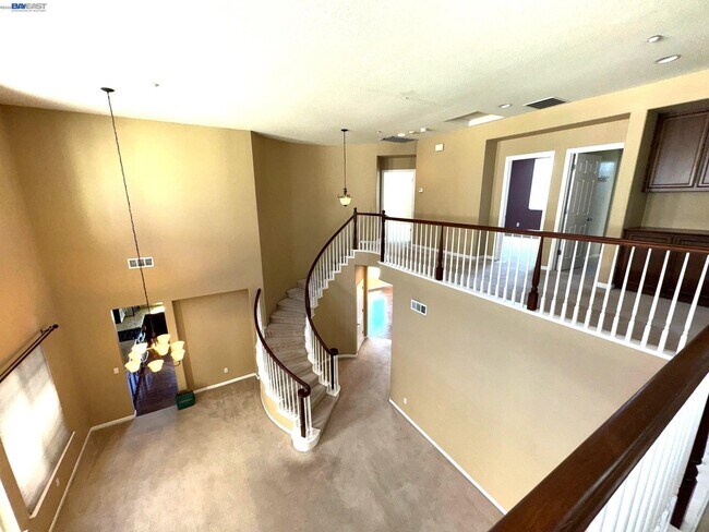 Building Photo - 1669 Marina Way