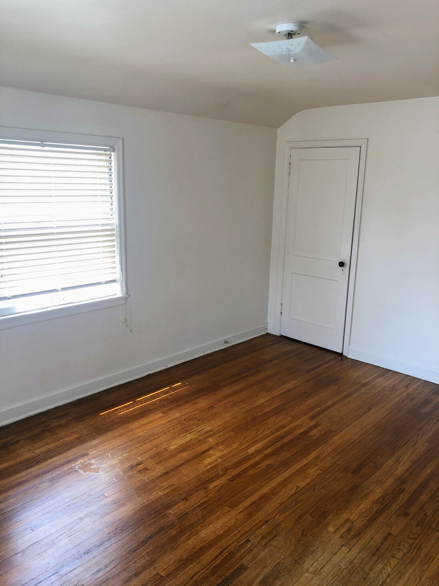 Building Photo - 2617 Hunt St