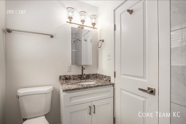 Building Photo - 5044 Baltimore Ave