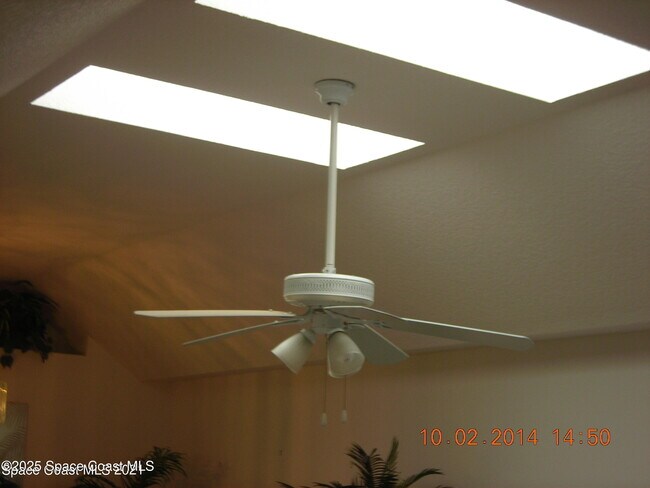 Building Photo - 111 Adams Ave