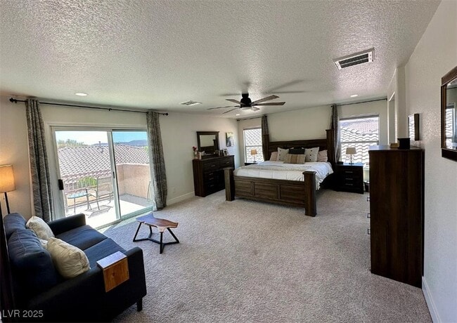 Building Photo - 11057 Village Ridge Ln