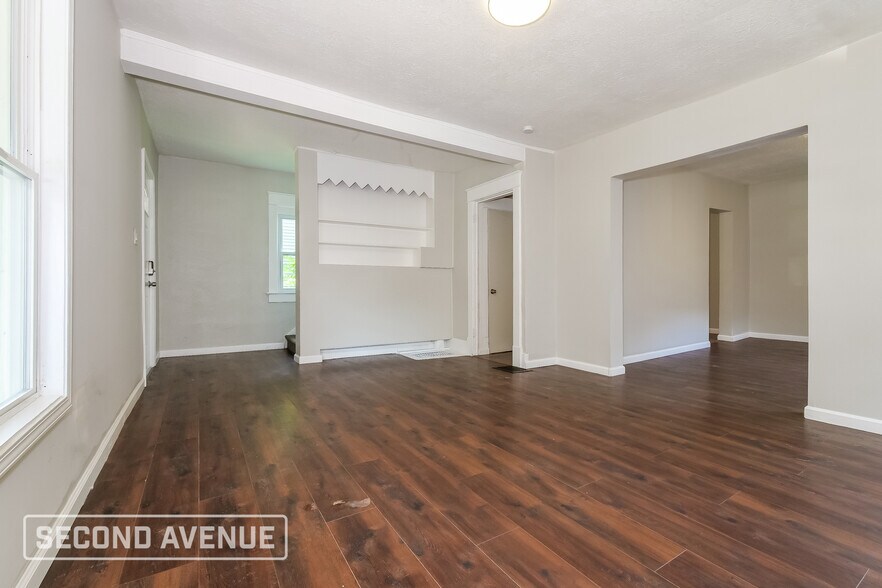 Building Photo - 2612 Bales Ave