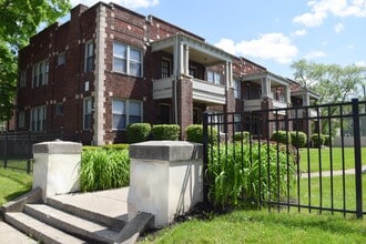 Building Photo - 1354 N 4th St
