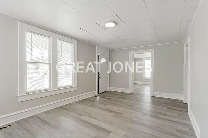 Building Photo - 1260 Hillyer Ave