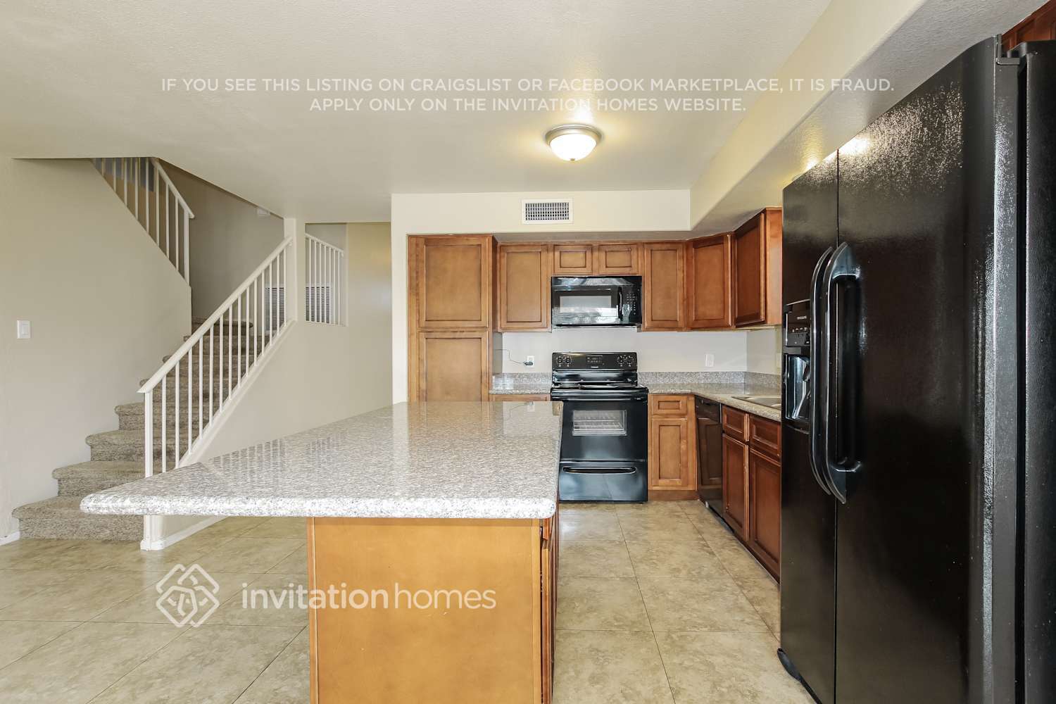 Building Photo - 15923 N 89th Ave