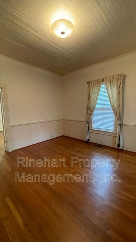 Building Photo - 140 Ebenezer Ave