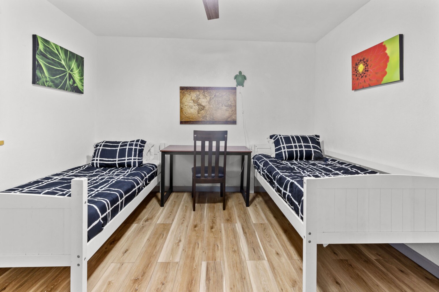 Building Photo - 2725 NW 44th Pl