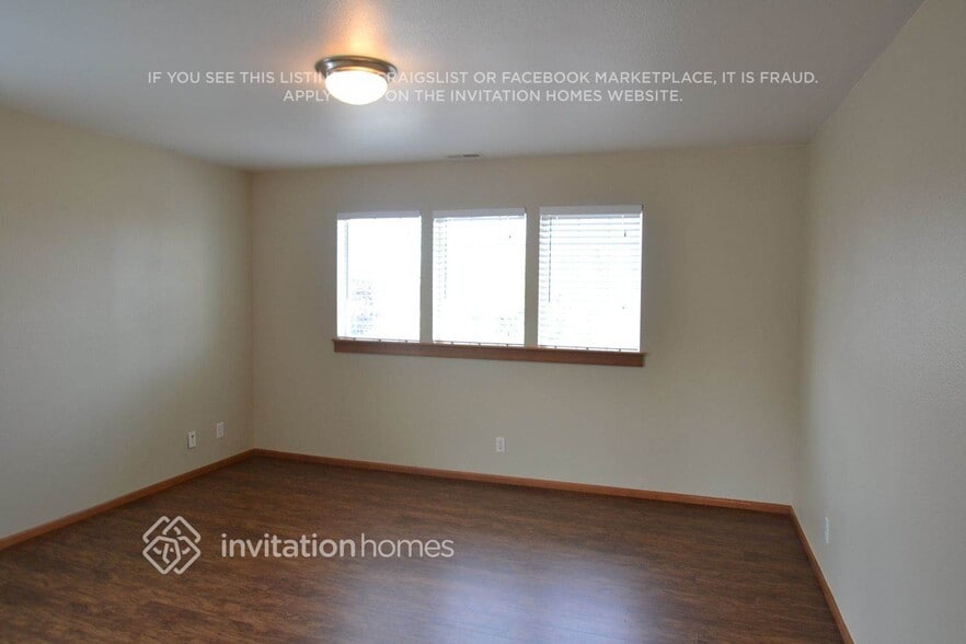 Building Photo - 13824 172nd Pl E