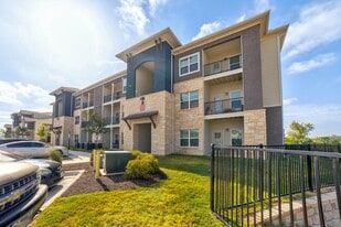 Building Photo - Residences of Stillwater