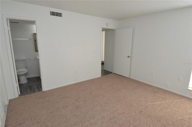 Building Photo - 5004 Castile Pl