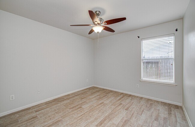 Building Photo - 21922 Catoosa Dr