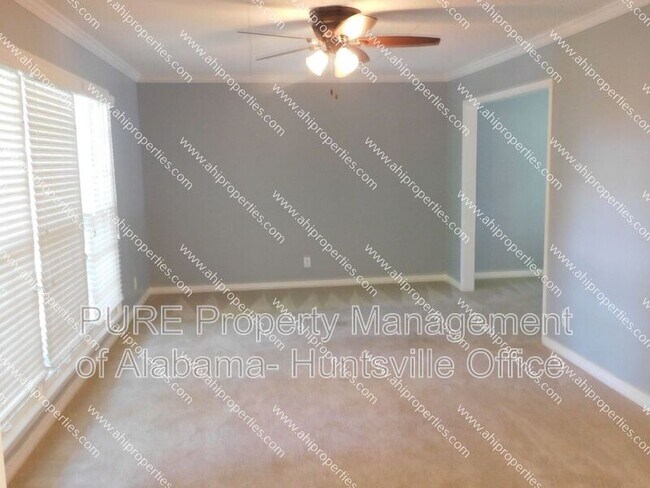 Building Photo - 11313 Mountain Crest Dr SE