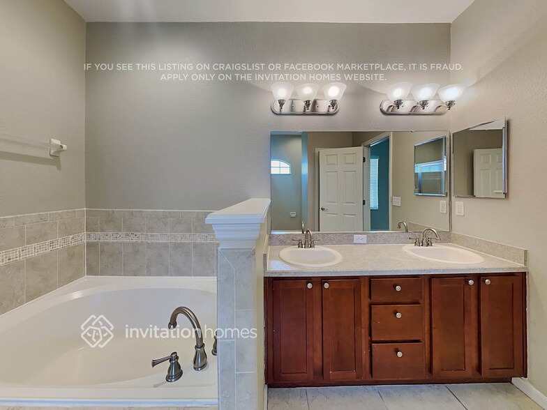 Building Photo - 6250 Cornerstone Dr