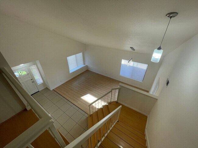 Building Photo - 24399 Fiji Dr