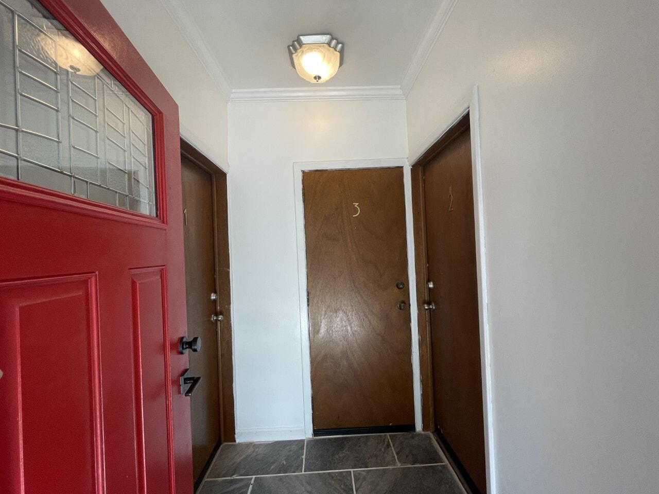 Building Photo - 122 W Wanola Ave