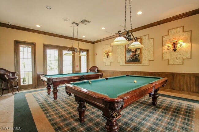 Building Photo - 1810 Florida Club Cir
