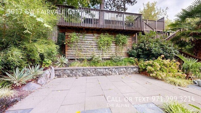 Building Photo - 5017 SW Fairvale Ct