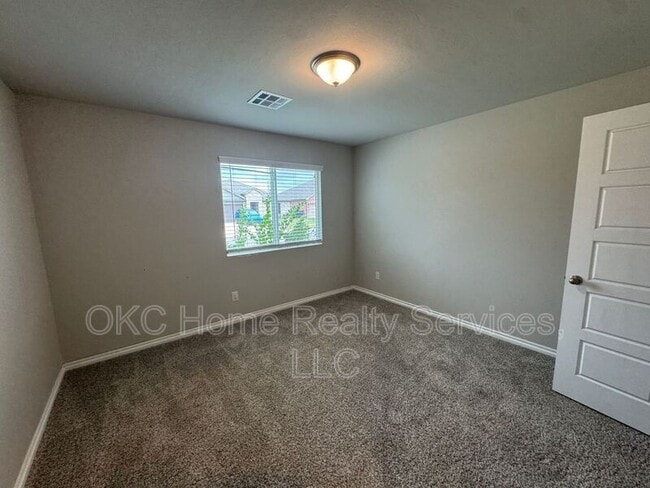 Building Photo - 4217 Palmetto Blf Dr