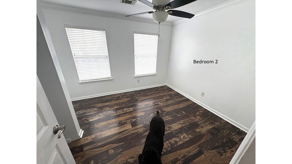 Building Photo - 721 Braemere Dr