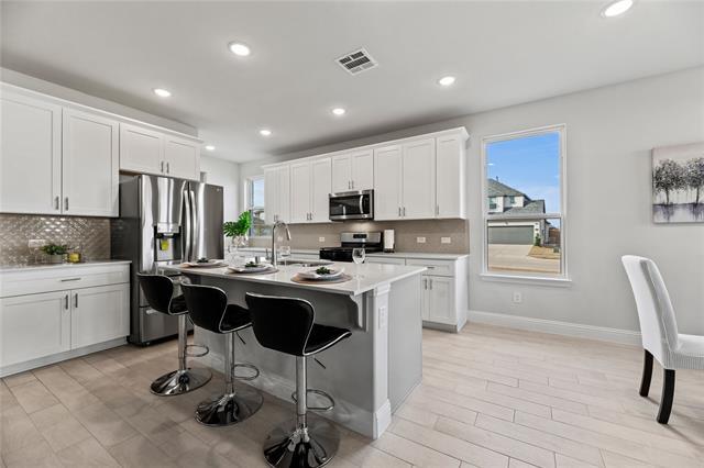 Building Photo - 1621 Barnwood Trce