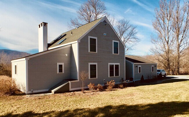 Building Photo - 122 High Meadow Way