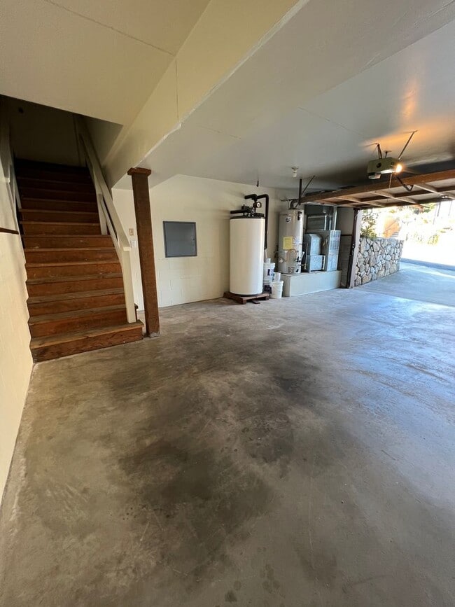 Building Photo - 189C-F-TL-CS