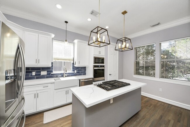 Building Photo - 5317 Feagan St