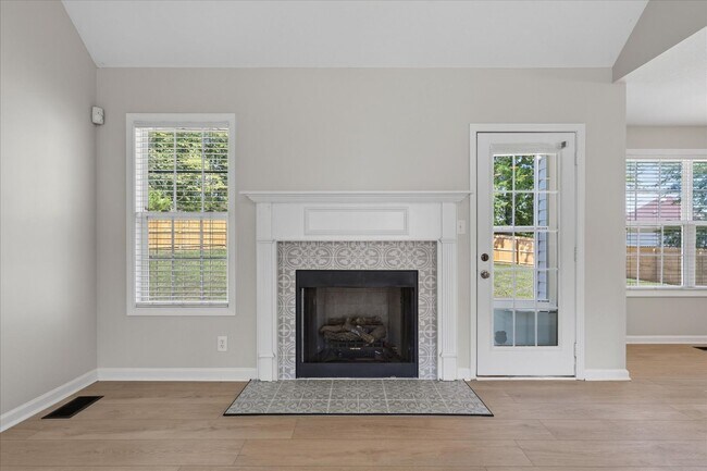 Building Photo - 3109 Holly Point
