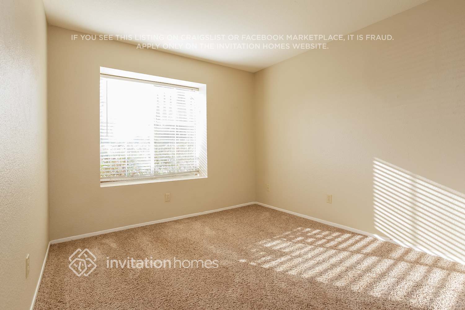 Building Photo - 14510 Cedar Valley Dr