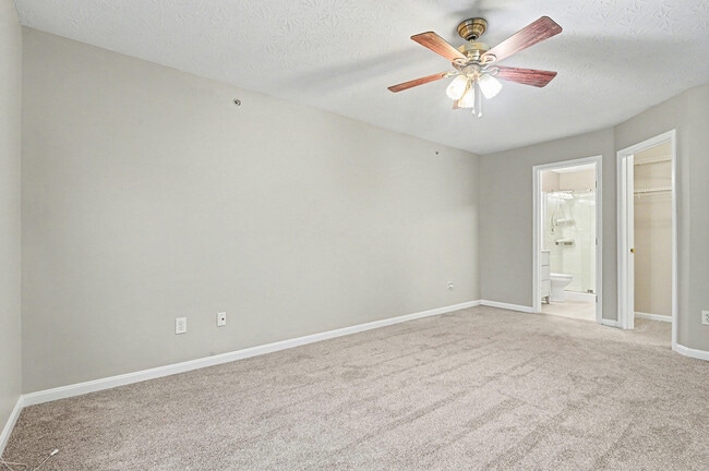 Building Photo - 1624 Ashley Ct