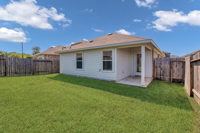 Building Photo - 2439 Moraine Vly Dr
