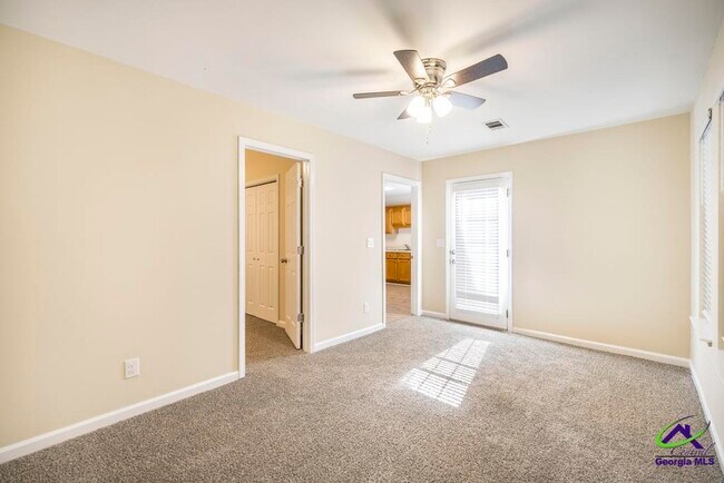 Building Photo - 83 Hamilton Woods Dr