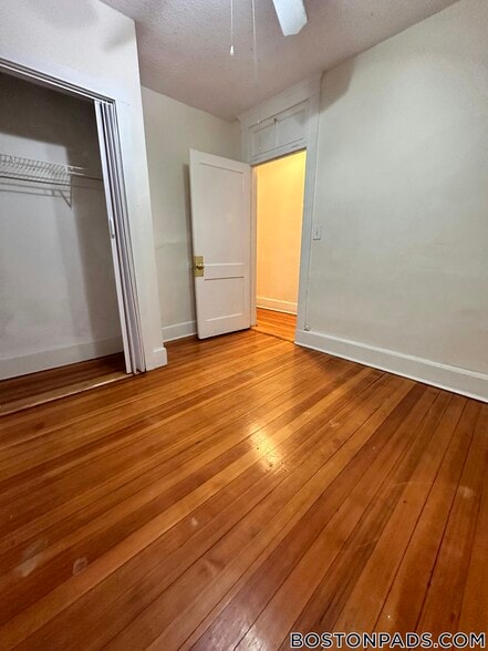 Building Photo - 15 Barrows St