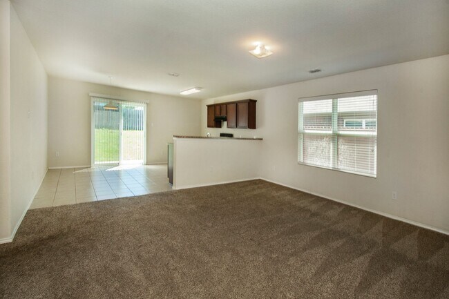 Building Photo - House For Lease in Sherman