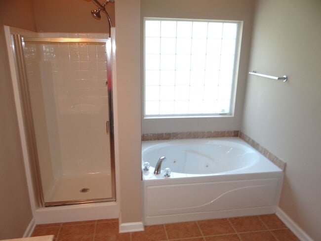 Building Photo - 257 Oxmoor Pl